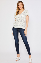 Load image into Gallery viewer, Peplum Short Sleeve Blouse
